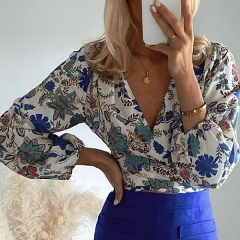 Zara Floral Tie-Front Blouse - Blue and White size XS NWT